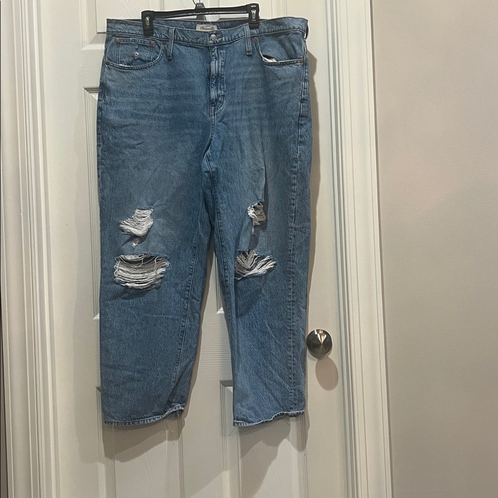 Madewell Classic Blue Denim Jeans. the Dad Jean